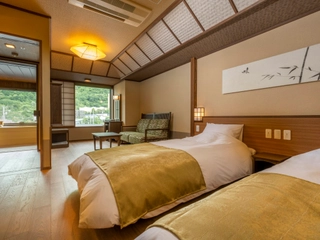 【ユニバーサル】ベッドサイズ:1000mm×2000mm×高さ350mm 2台