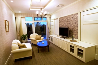 【ロイヤルガーデンコート】…当ホテルの中で最上級の客室。記念日や特別なご旅行におすすめ