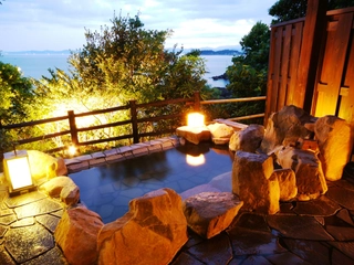 【貸切露天風呂/岩戸の湯】