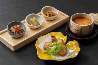 【夕食】一例:心ばかり(お選び) ※季節により変更になる場合がございます。