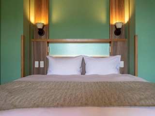 【客室/ヘンゼルとグレーテル】温泉露天風呂付ダブルルーム