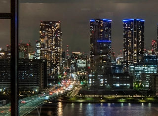 湯浴みを愉しみながら、解放感とともに「ラビスタ」が誇る眺望をお愉しみいただけます