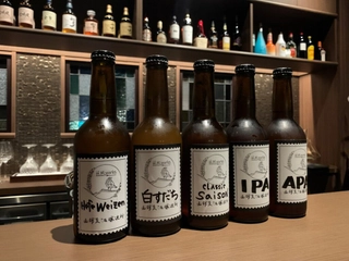 【1階/Bar Slow Way】H.M.Works函館麦酒醸造所のクラフトビールを種類豊富にご用意しております。