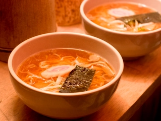 【無料サービス】夜鳴きそば~小腹が空いたときに丁度良いボリューム、心もほっと温まります