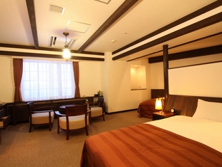 ■デラックストリプル■42㎡のゆったりの客室は、グループでの宿泊にぴったり。