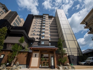 【外観】(昼)町側から見た能登 海舟