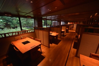 【ワッカピリカ】テーブル席