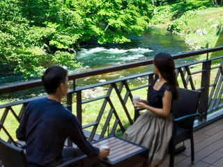 1階【ロビーテラス】