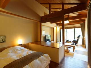 【別邸山の音】敷地内の高台に位置するお部屋タイプで和モダンな内装が特徴。