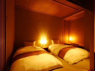 2階和洋室ツイン【川側/49㎡】