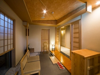 【特別室専用玄関】