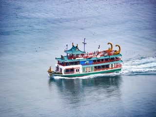 【観光】鳥羽湾めぐりとイルカ島(近鉄鳥羽駅から徒歩約10分)