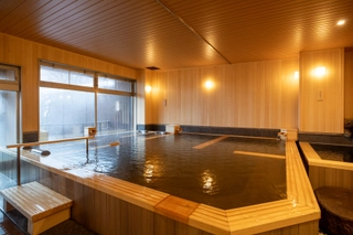 【大浴場内湯】男女の入替制ではございませんので、ごゆっくりとご利用頂けます。