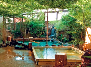 天空の湯露天風呂