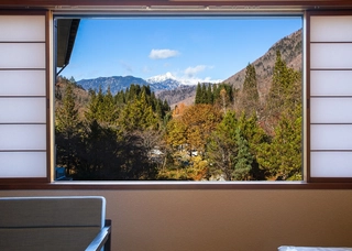 【客室:庭園側デラックス和洋室】写真は一例