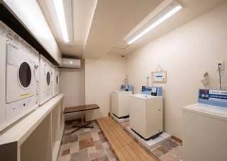【ランドリー】●洗濯機:無料 ●乾燥機:20分100円