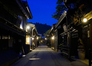 【周辺観光】古い町並み(夜)