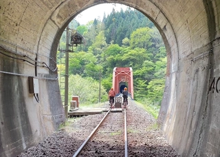 【周辺観光】ガッタンゴー 当館からお車で40分