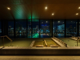 【最上階 眺望大浴場】-女湯-内湯(天然温泉) 《ベイサイド-晴海方面》