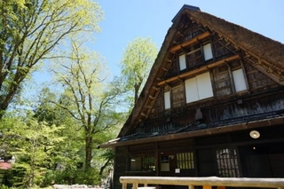 【観光:平湯温泉】平湯民族館など、懐かしい日本の原風景が心を癒してくれます。