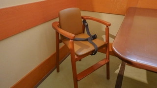 【レストラン】子椅子のご用意ございます。