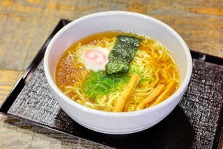 【サービス】毎晩22時よりお夜食として「夜鳴きそば」を無料でご用意しております。