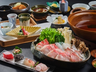 【海鮮しゃぶしゃぶ】金目鯛、わらさ、ヤリイカ等の魚介類をしゃぶしゃぶでご堪能。