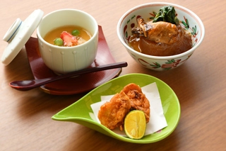 【夕食】一例：心ばかり(お選び)　※季節により変更になる場合がございます。