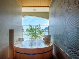 貸切風呂《樽翠の湯》|樽風呂で楽しむ特別な貸切温泉