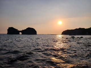 【円月島】
