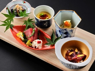 夕食(和食)|旬の味覚をふんだんに取り入れた和食会席料理。素材本来の味わいをお楽しみください。