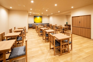 夜鳴きそば処｜落ち着く空間で、家族と温かい夜鳴きそばを。