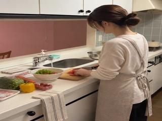 キッチン完備・調理器具貸出あり!手料理でホームパーティー。※実際とは一部ことなります。