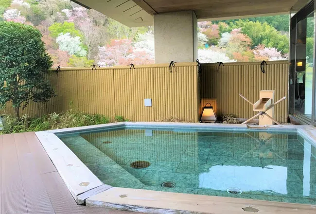 写真:大浴場 露天風呂