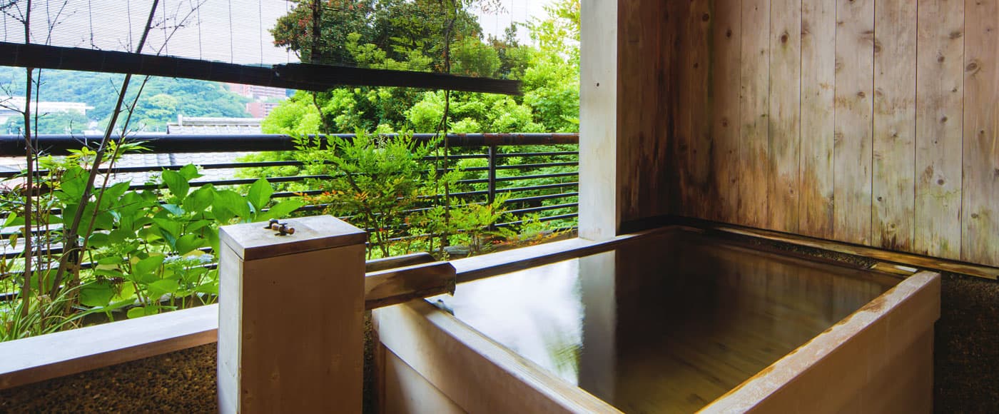 ゆり:半露天風呂