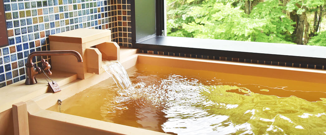 全室 天然温泉 檜造りの部屋風呂 完備 写真
