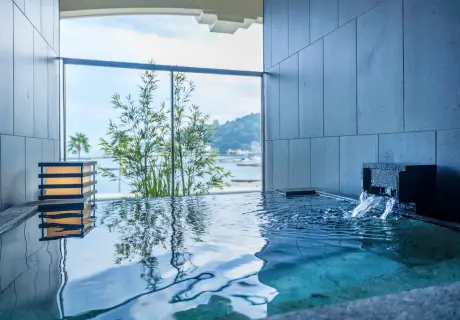 写真：石華の湯（石風呂）