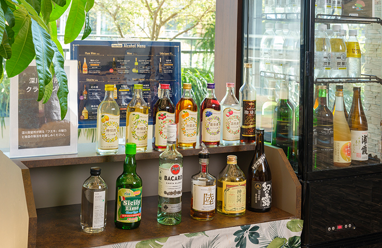 カフェ「OASIS」