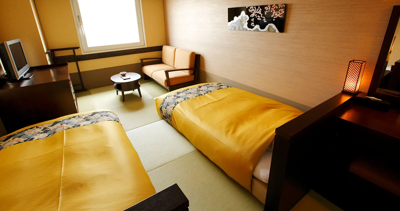 写真: 「和」ツイン ベッドのある客室