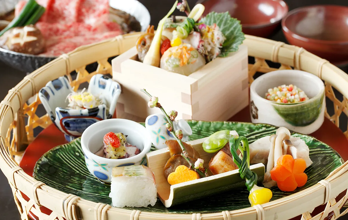 地元の食材を愉しむ和朝食・旬の食材