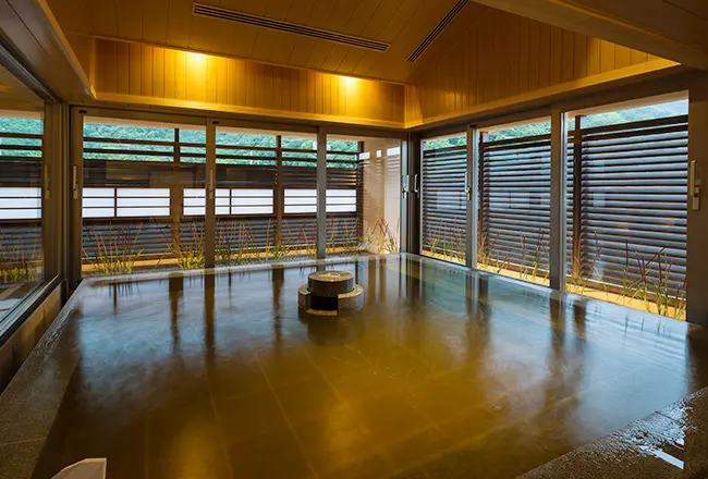 写真:大湯処 月の湯 月華