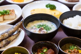 朝食-出来たての卵料理に加え、地域ごとの特色を出した「ご当地逸品料理」・バイキング