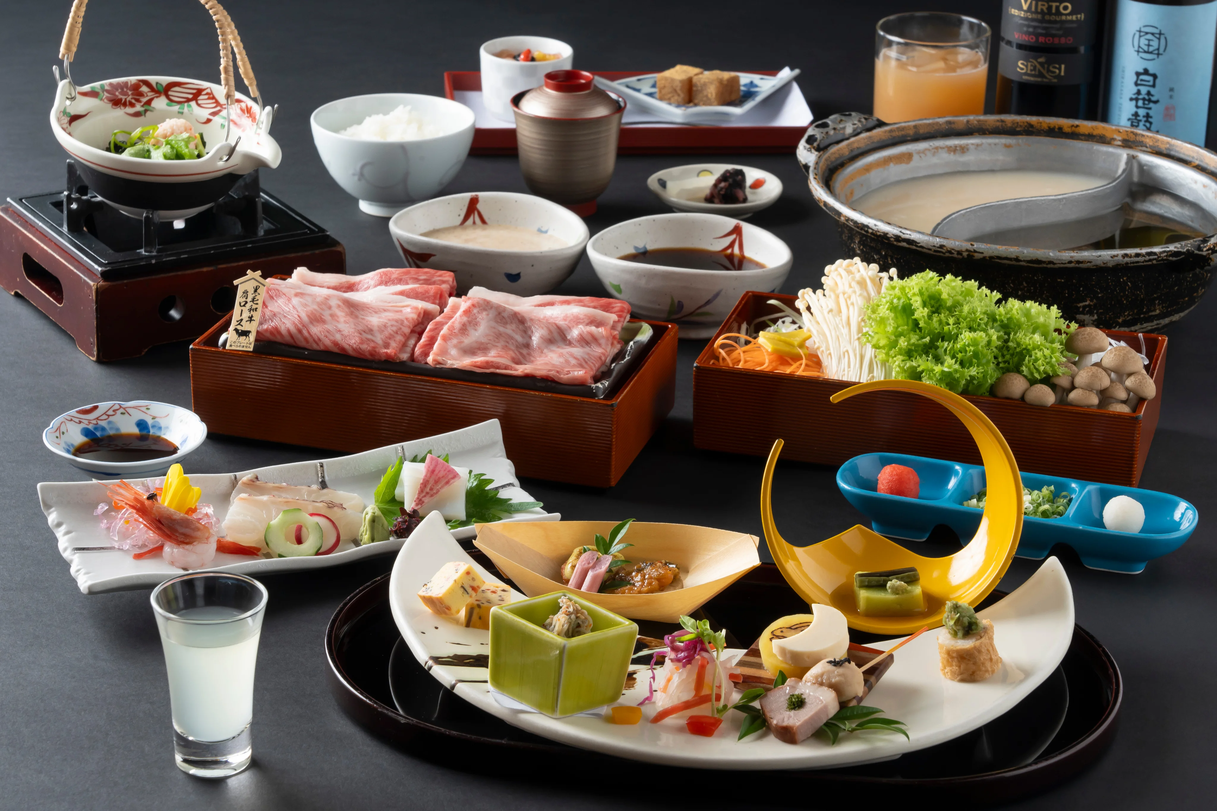 月モチーフの器が華を添える和食会席