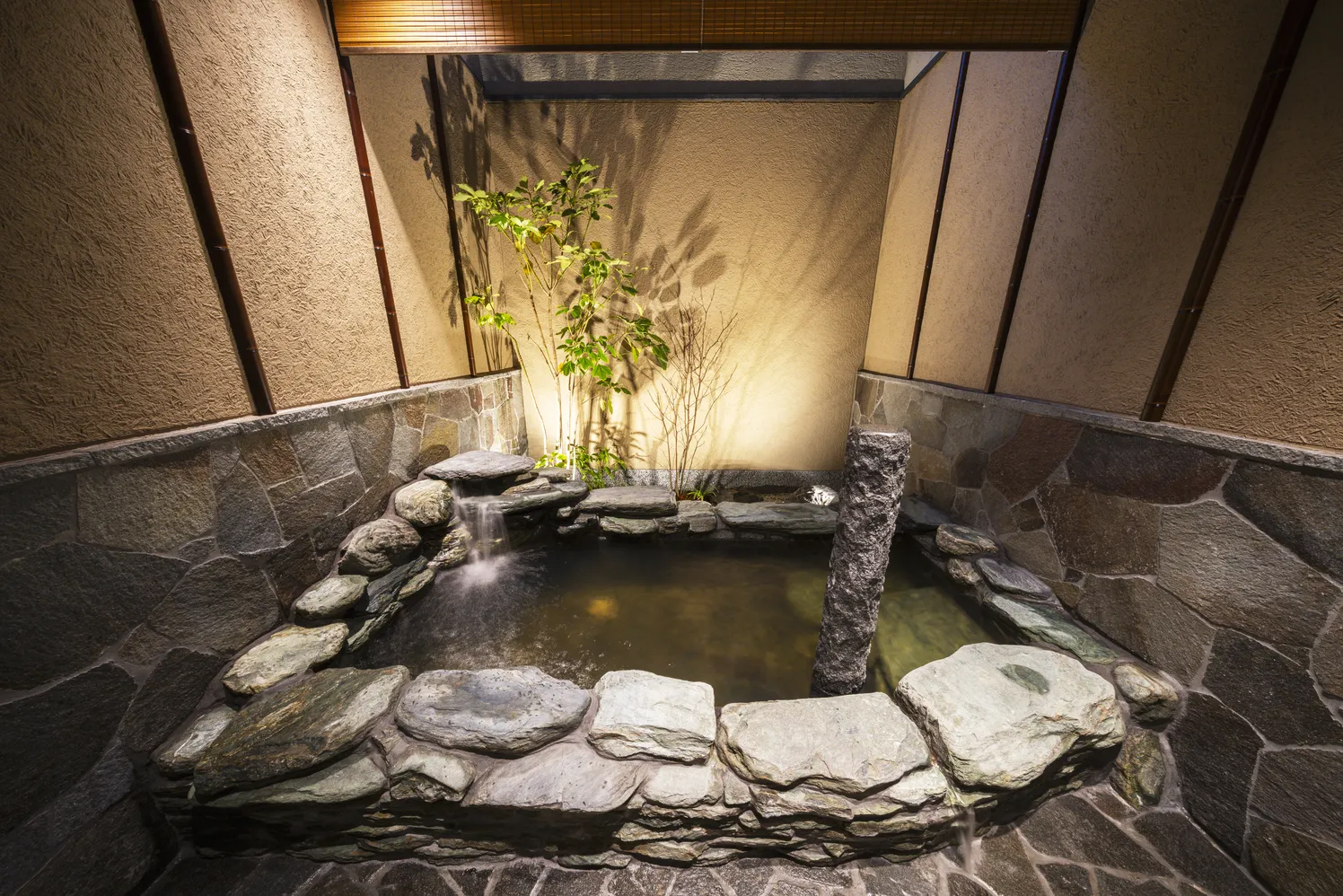 滝組の湯（天然温泉）